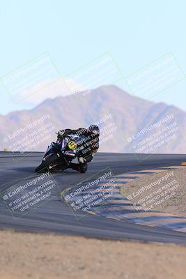 media/Nov-16-2024-CVMA (Sat) [[0e4bb1f32f]]/Race 11-Amateur Supersport Open/